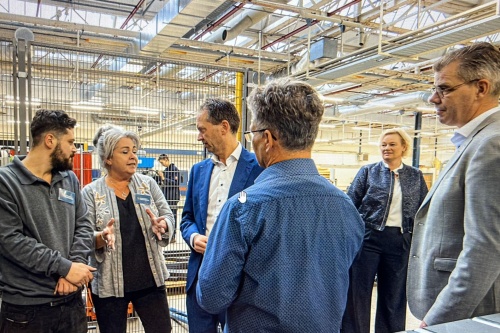 Minister Eddy van Hijum van Sociale Zaken en Werkgelegenheid in Zwolle